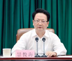景俊海：坚持以项目建设为引领 决战决胜全年目标任务